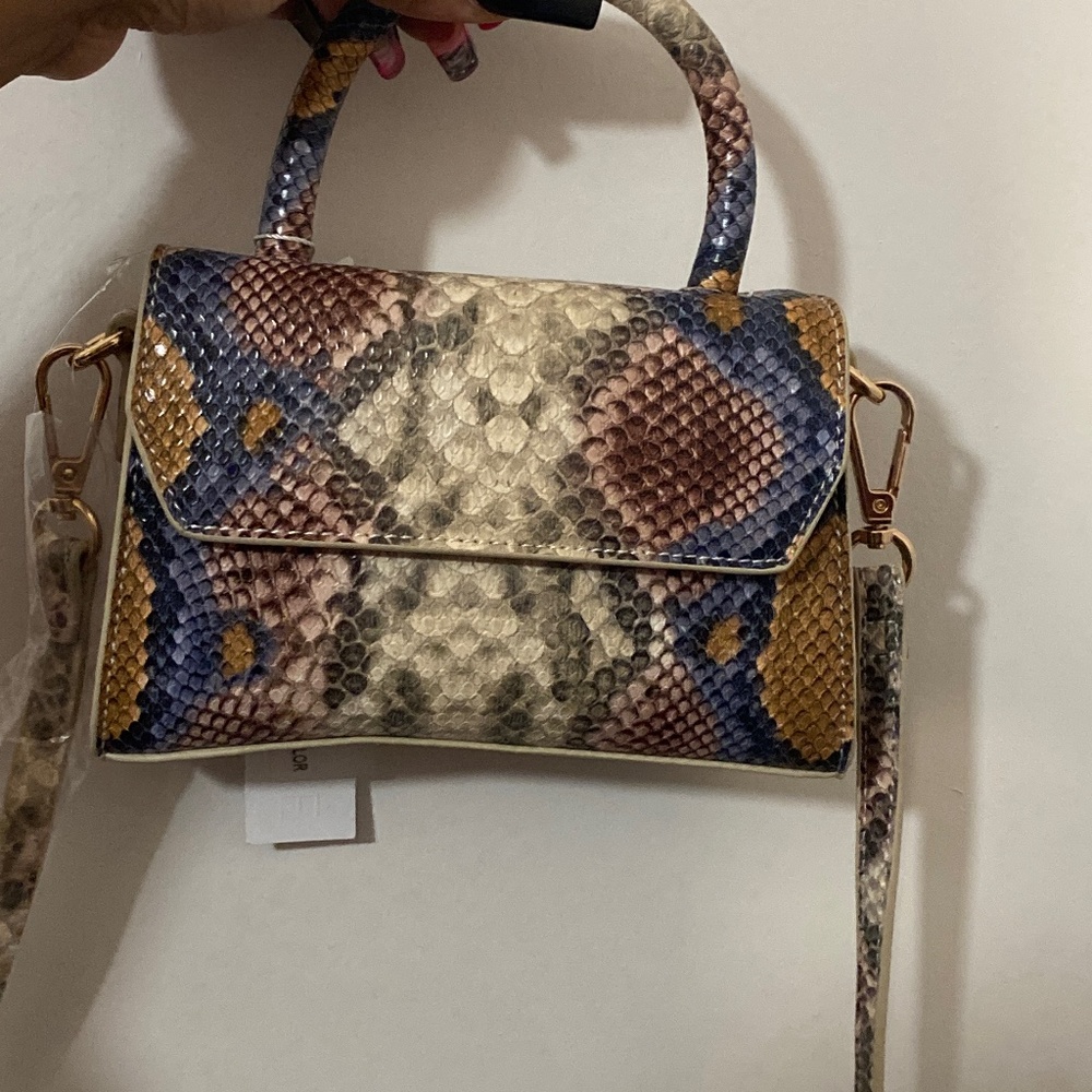 Mini cross body bag